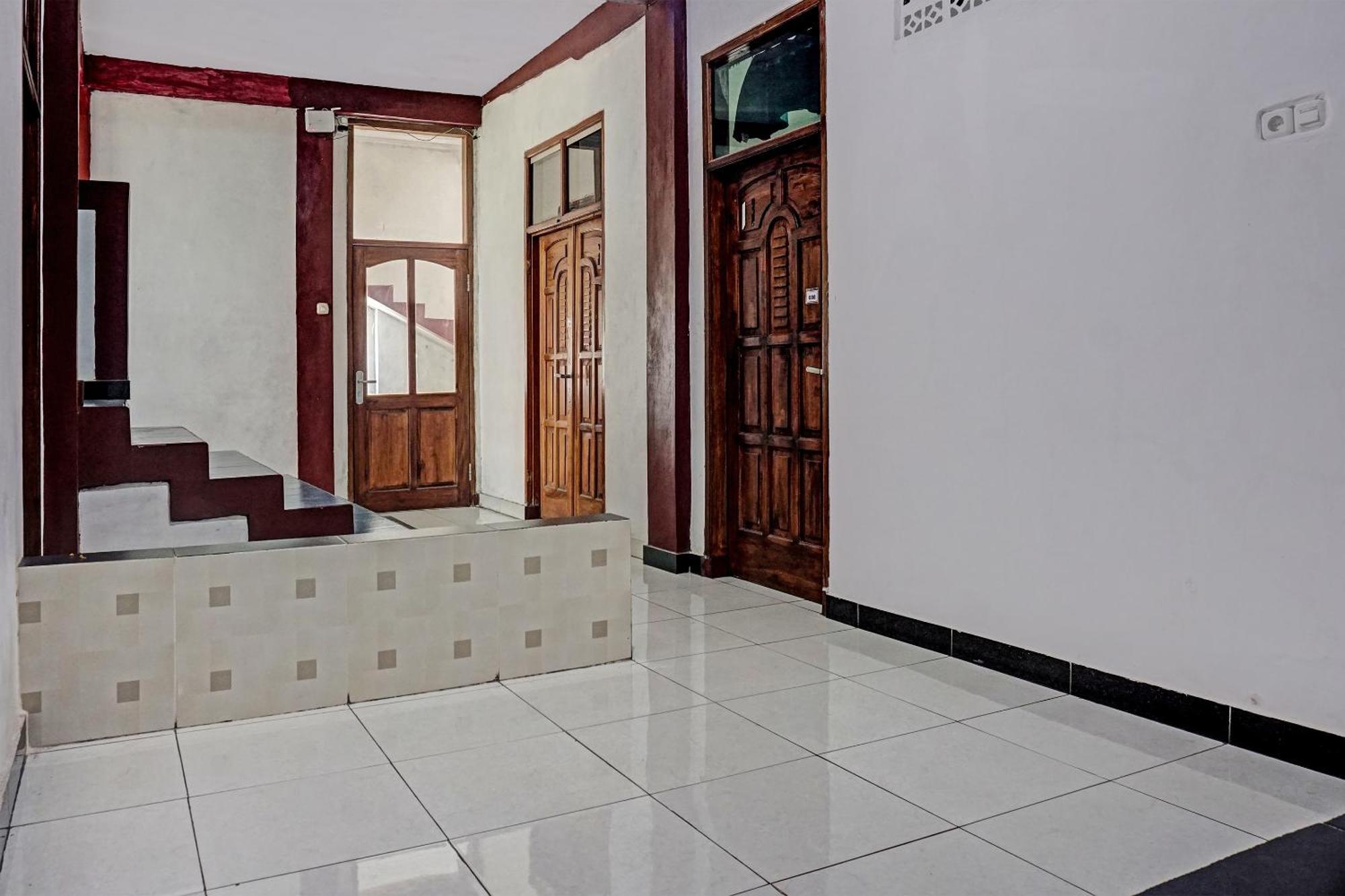 Hotel Spot On 2226 Nurmega Jaya